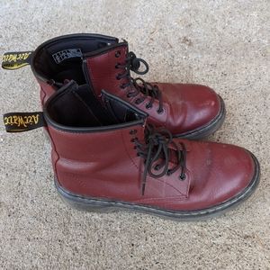 Dr. Martens 1460 8-Eye Boot